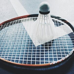 Essential Equipment to Order When Starting to Play Badminton