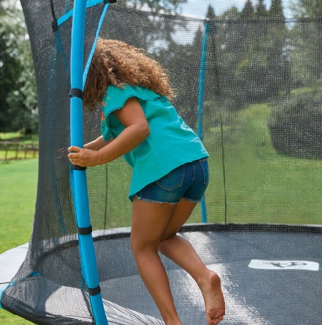The Advantages of Outdoor Play in a Digital Era 